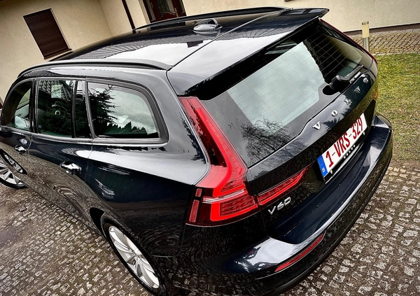 Volvo V60 cena 69900 przebieg: 183000, rok produkcji 2019 z Niemodlin małe 781
